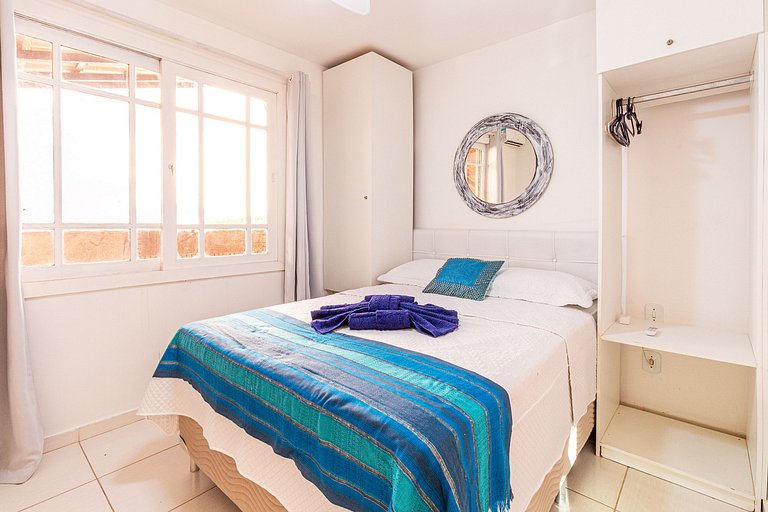 Casa 3 Quartos em Cond. Próximo à Rua das Pedras
