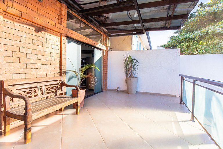 Modern industrial house in Búzios