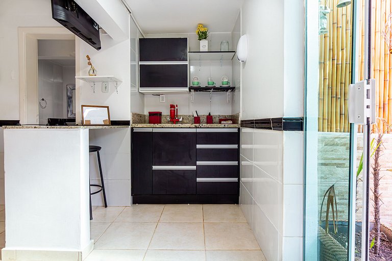 Casa 3 Quartos em Cond. Próximo à Rua das Pedras