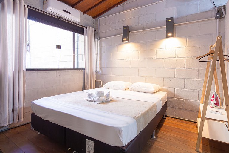 Casa en Búzios estilo industrial
