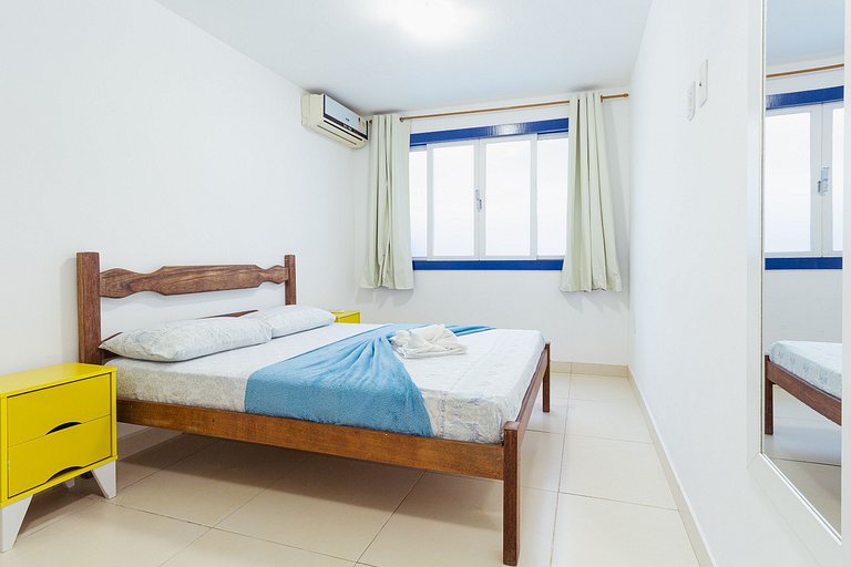 Casa com garagem - 300m da Rua das Pedras