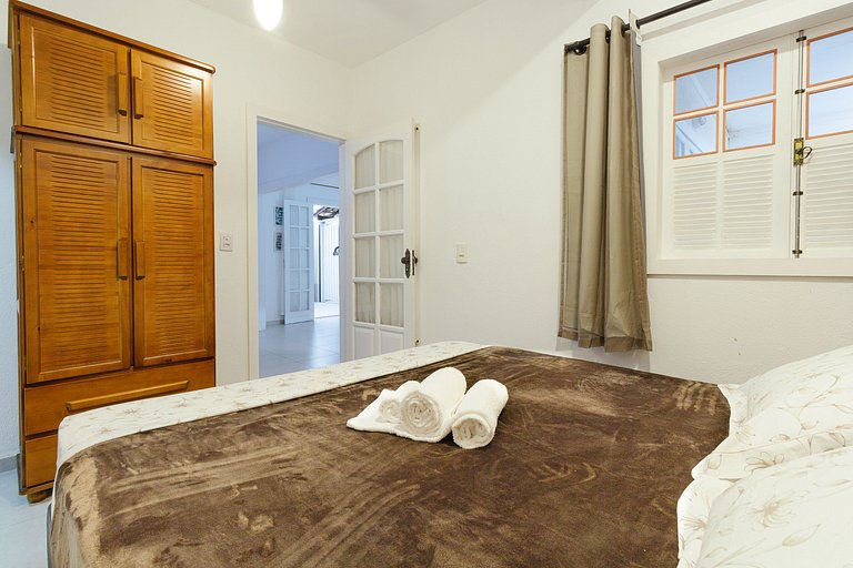 Amplo flat no Centro de Búzios