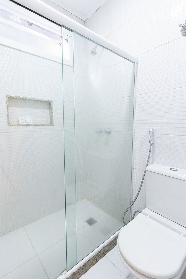 Apto Próximo à Rua das Pedras - 02 quartos