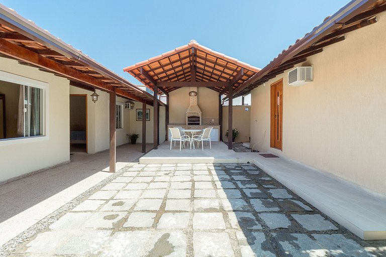 Bela casa de praia sossegada no Centro de Búzios