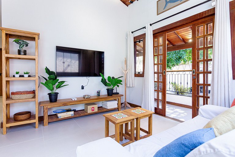 Nova casa com piscina e churrasqueira em Búzios