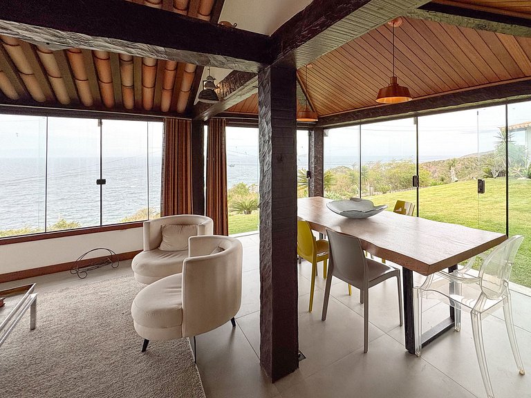 Casa com vista fascinante em Búzios