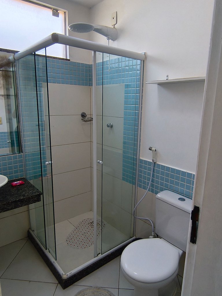 Casa em condomínio com piscina na Praia Rasa