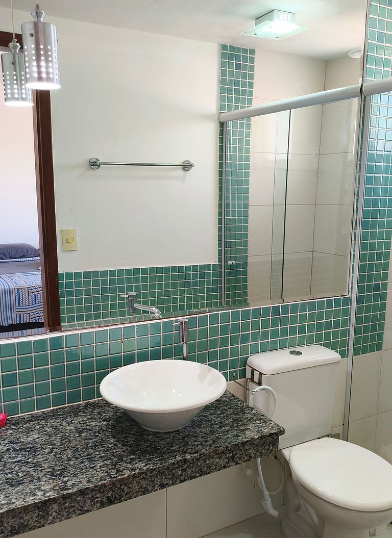 Casa em condomínio com piscina na Praia Rasa