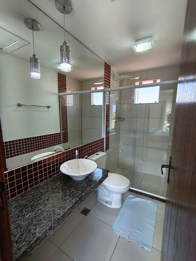 Casa em condomínio com piscina na Praia Rasa