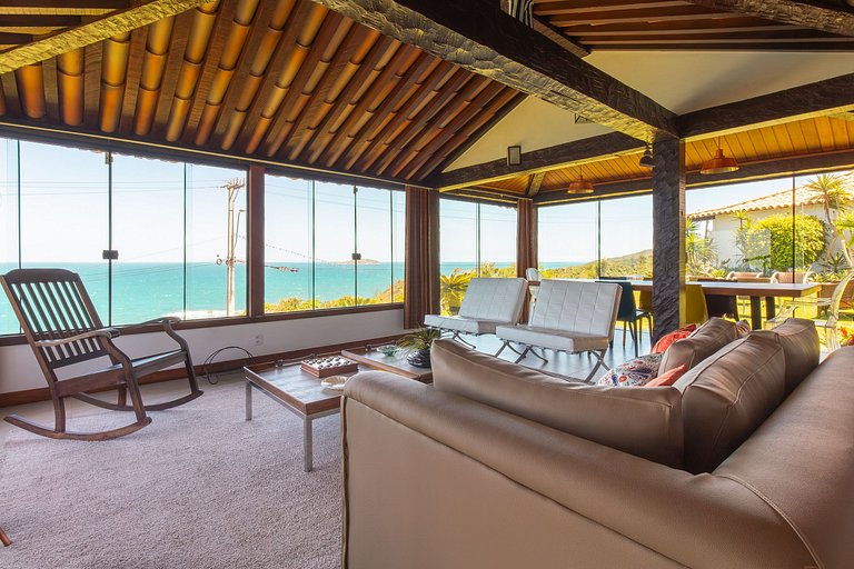 Casa com vista fascinante em Búzios