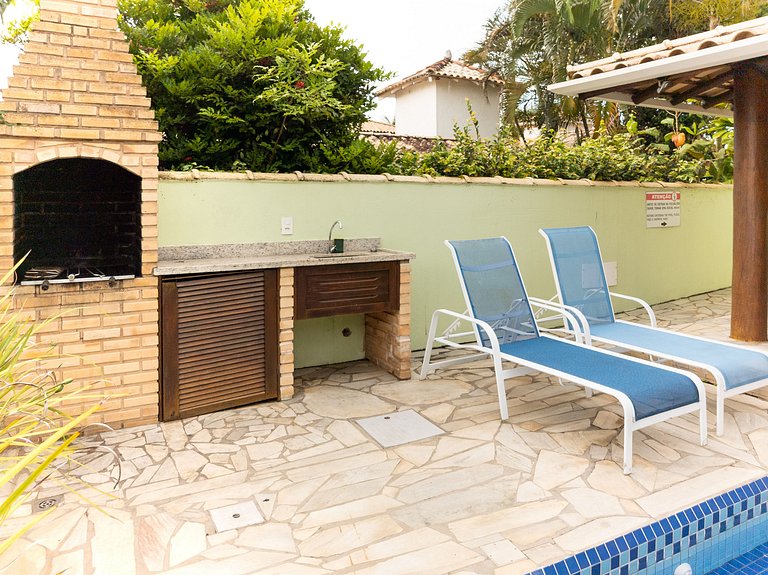 Casa com Piscina e Vista para o Mar na Orla Bardot