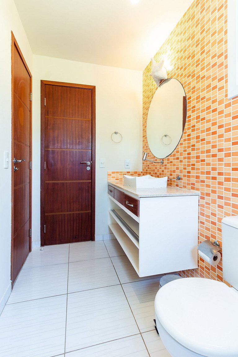 Casa com Piscina e Vista para o Mar na Orla Bardot