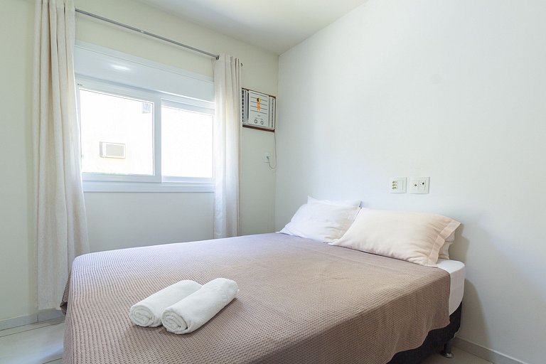 Casa com Piscina e Vista para o Mar na Orla Bardot