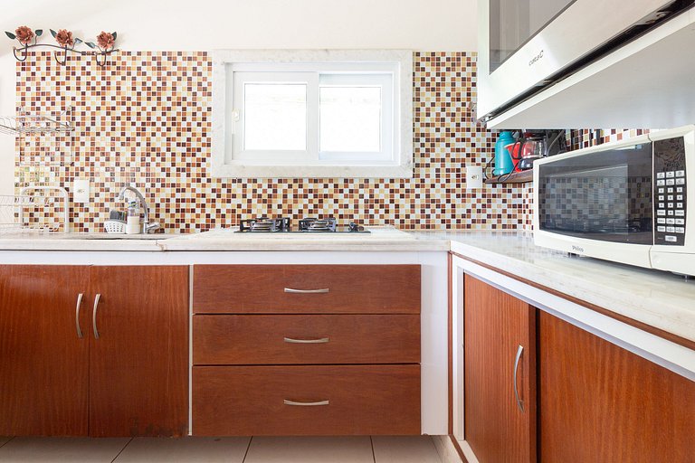 Casa com Piscina e Vista para o Mar na Orla Bardot