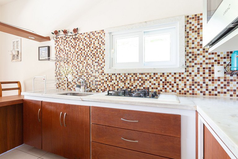 Casa com Piscina e Vista para o Mar na Orla Bardot