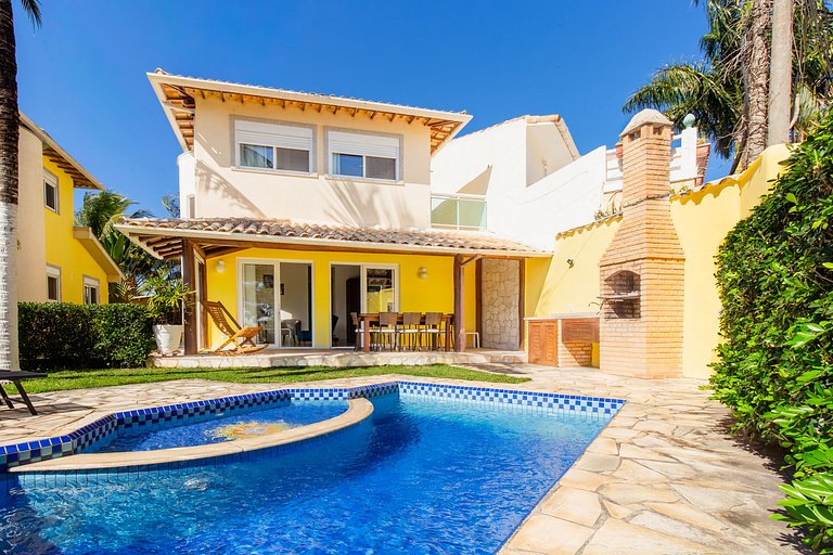 Casa com Piscina Privativa na Orla Bardot