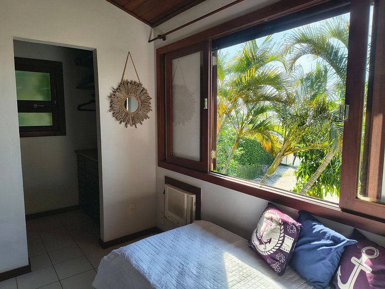 Vista, piscina privativa e 4 suítes em Geribá