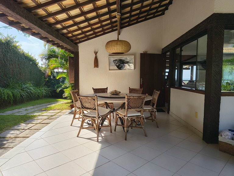 Vista, piscina privativa e 4 suítes em Geribá