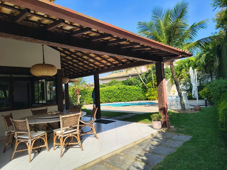 Vista, piscina privativa e 4 suítes em Geribá
